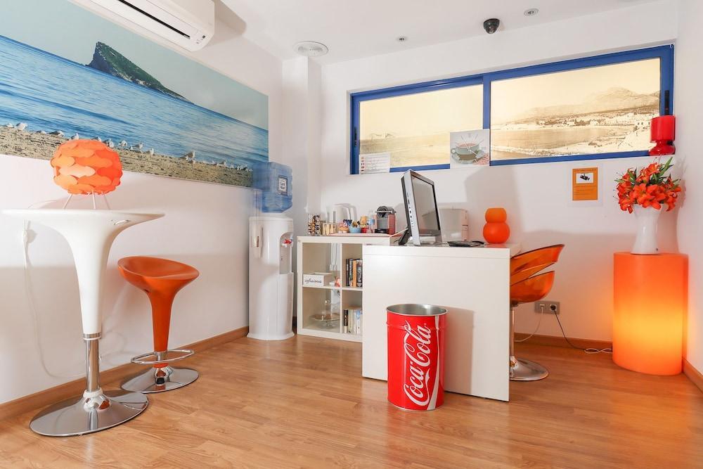 Hotel Fetiche Alojamiento Con Encanto Benidorm Exterior photo